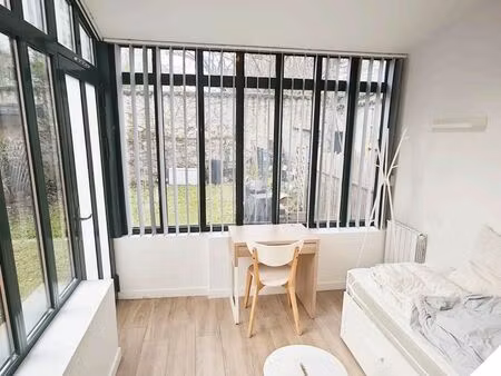 joli studio rénové + jardin proche gratte ciel - la doua