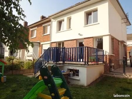 maison 7 pièces 105 m²