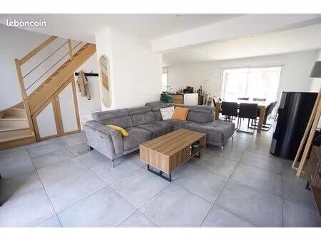 pavillon 5 pièces 105 m²
