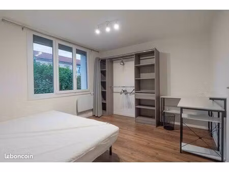 f3 meublé aux cézeaux