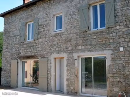 appartement indépendant 4 pièces - bourgvilain