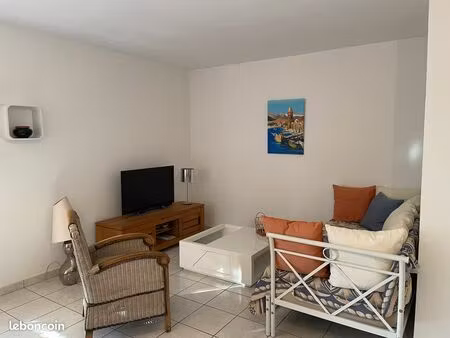 appartement t2 haut de collioure