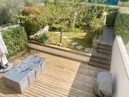 duplex t2 bis dans les hauteurs de anse