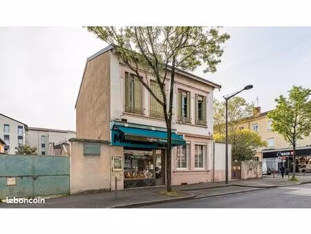 appartement 2 pièces 52 m²