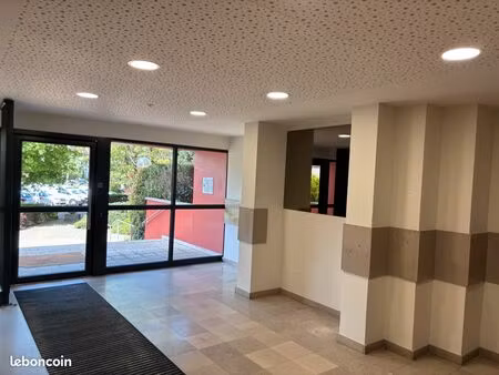 bel f4 lumineux strasbourg meinau