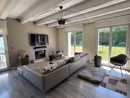 propriété 5 pièces 300 m²