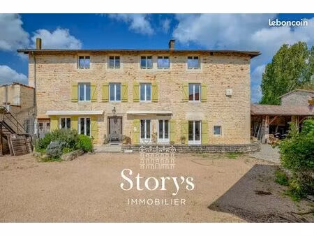 propriété 20 pièces 364 m²