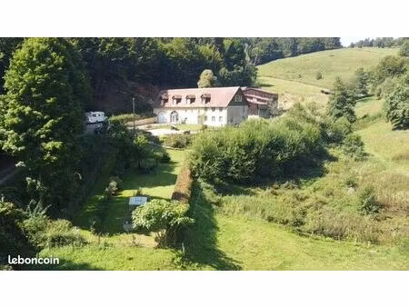maison 9 pièces 172 m²