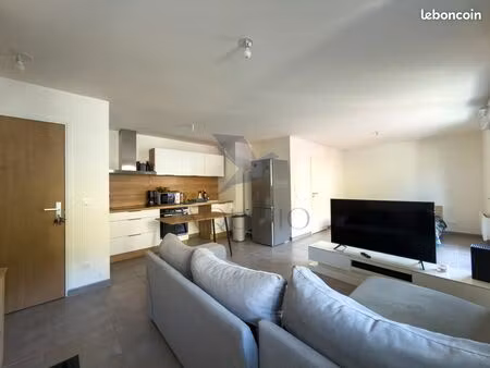 appartement 1 pièce 38 m²