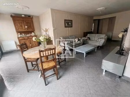 appartement 6 pièces 105 m²