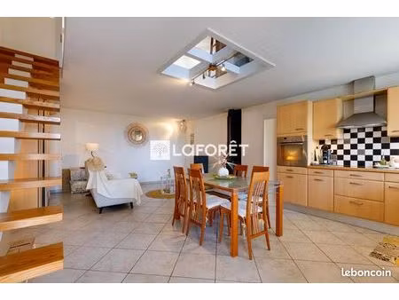 maison de village 2 pièces 63 m²