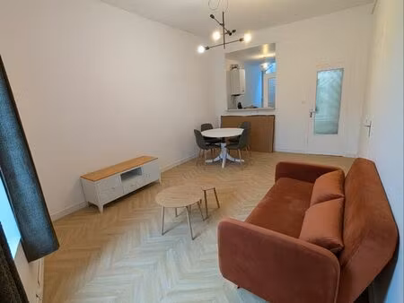 t2 meublé - rue denon chalon/saône