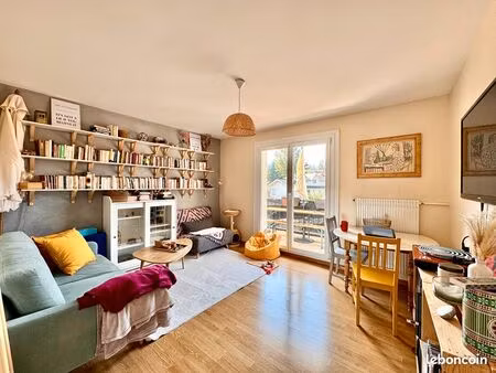 appartement 3 pièces 63 m²