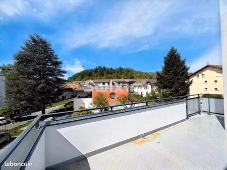 appartement 3 pièces 69 m²