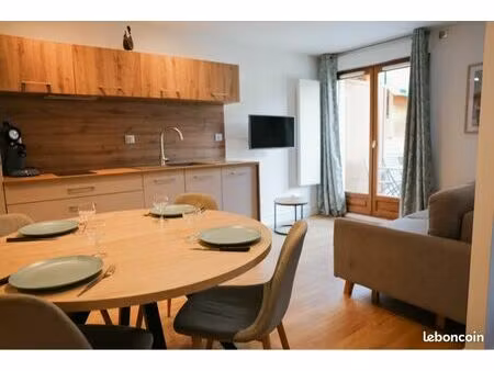 coup de cœur assuré pour ce superbe appartement rénové en 2023 avec terrasse et vue impren