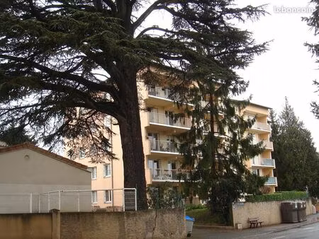 loue t1 a macon centre