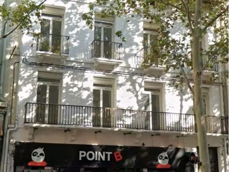 t4 neuf avec balcon emplacement prime