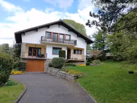 maison 7 pièces 153 m²