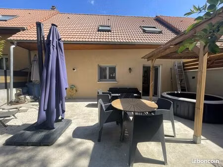 maison 5 pièces 75 m²