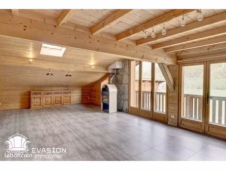 duplex 4 pièces 82 m²