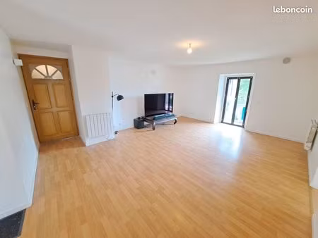 appartement 3 pièces 84 m²