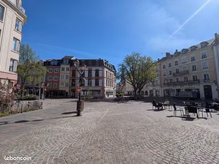 immeuble 15 pièces 400 m²