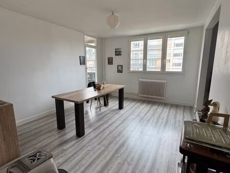 appartement t3 de 74 m2 chauffage inclus