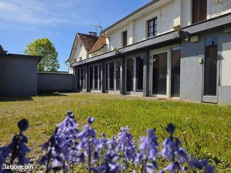 maison 6 pièces 273 m²