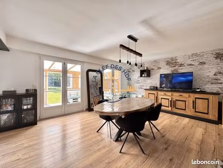 maison 7 pièces 160 m²