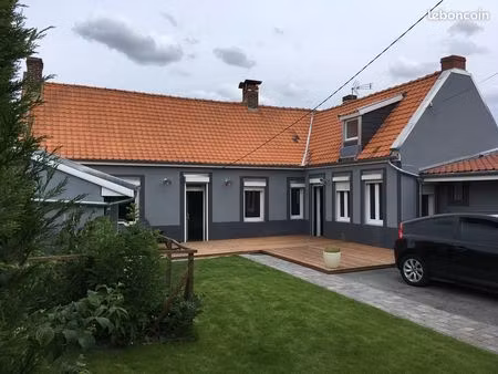 maison de centre village