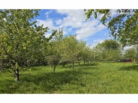 terrain 1824 m² précigné