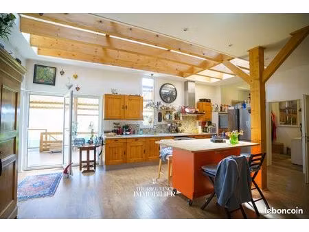 loft/atelier/surface 3 pièces 90 m²