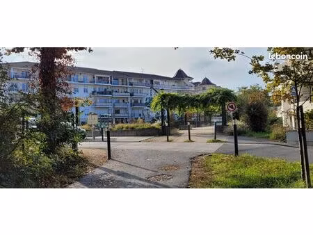 t2 43m2 agreable a vivre - terrasse 10m2 sud-ouest en frontiere suisse -secteur prise