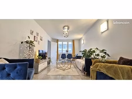 t4 cœur gratte ciel refait à neuf