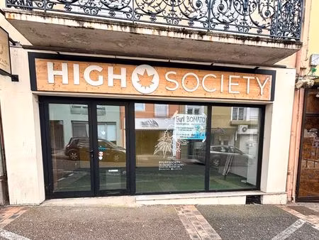 local commercial 52 m² montceau les mines