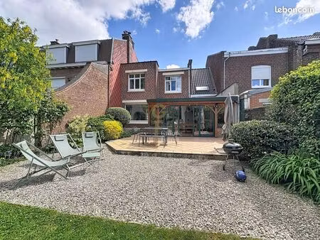 maison 6 pièces 123 m²