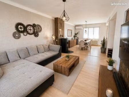 maison entièrement rénovée