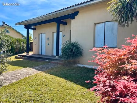 maison plain-pied 97 m2 - jardin clôturé - juillan centre