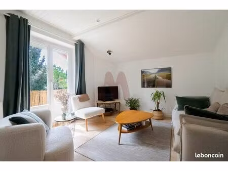 appartement 3 pièces 60 m²