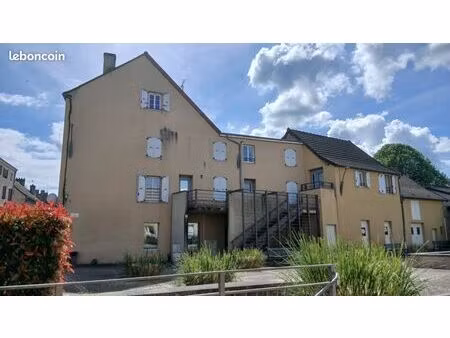 triplex 4 pièces 90 m²