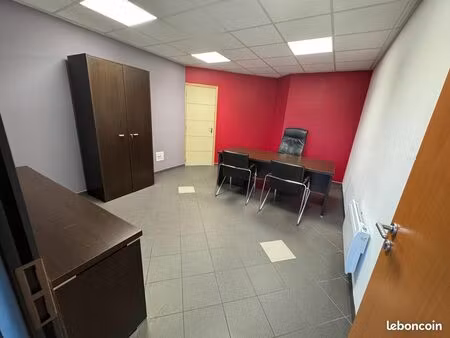 bureau professionnel equipé 23m2 lille proche chr - zfu