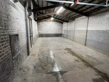 local stockage 53 m²