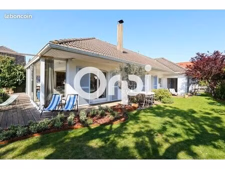 maison 6 pièces 186 m²