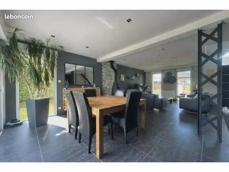 maison individuelle semi-plain-pied - 4 ch - garage & jardin - sud