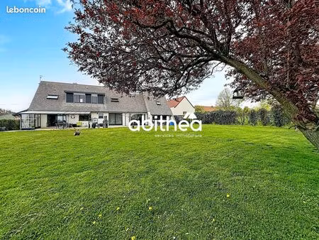 propriété 8 pièces 216 m²