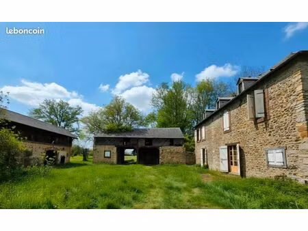 moulin 13 pièces 223 m²