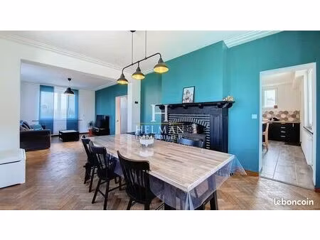 maison 7 pièces 181 m²