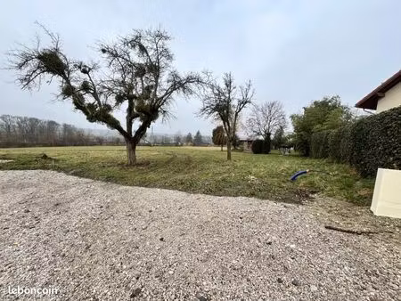 terrain 757 m² saint cergues