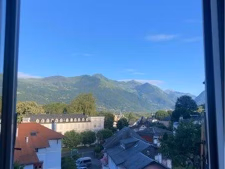 t2 meublé lumineux au cœur d’argeles-gazost