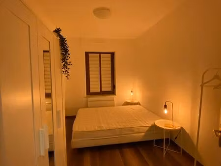 appartement t2 meublé - 48m2 - parking gratuit